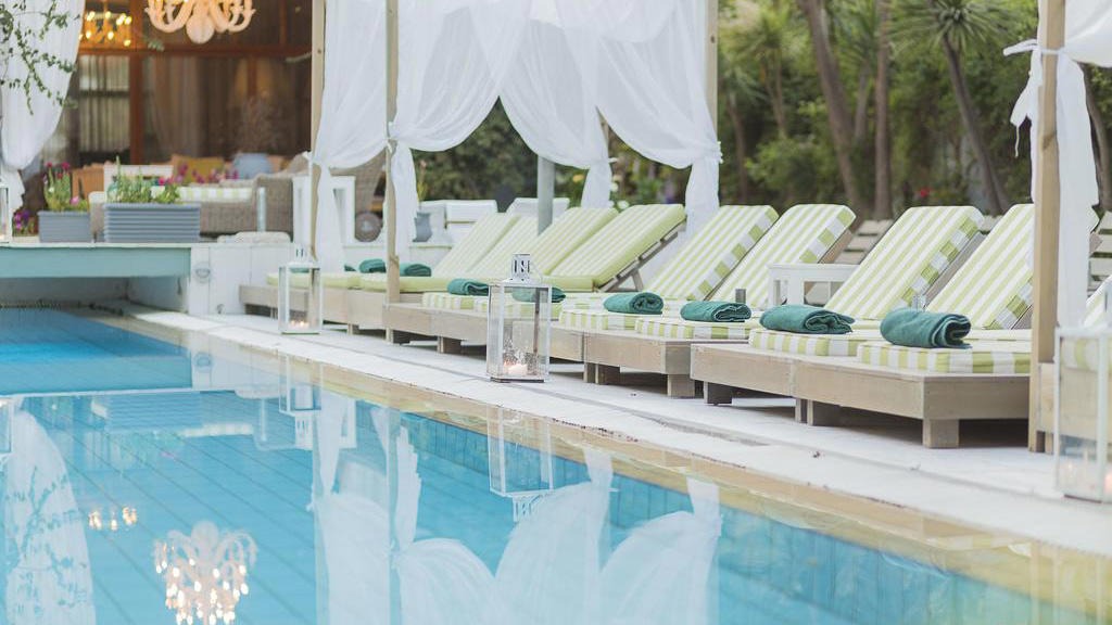 La Piscine Art Hotel