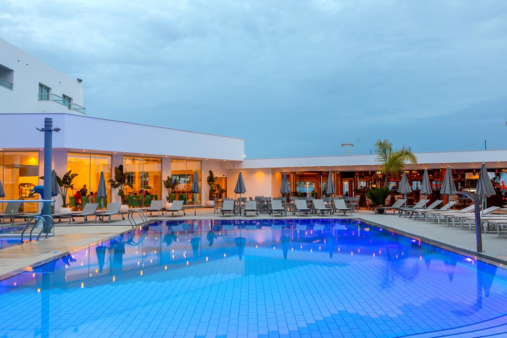 Hotel Limanaki Beach 
