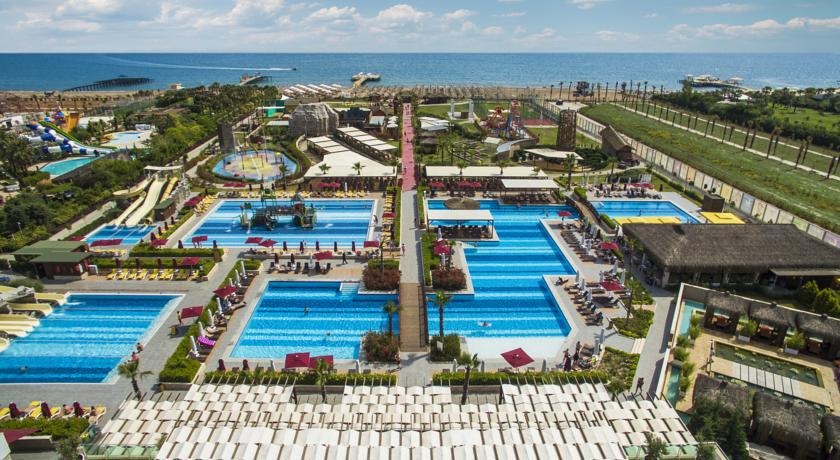 Aska Lara Resort