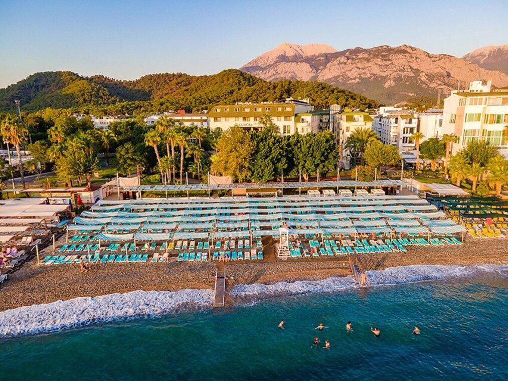 Lancora Beach Hotel