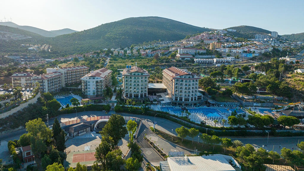Ramada Resort By Wyndham Kushadasi Golf