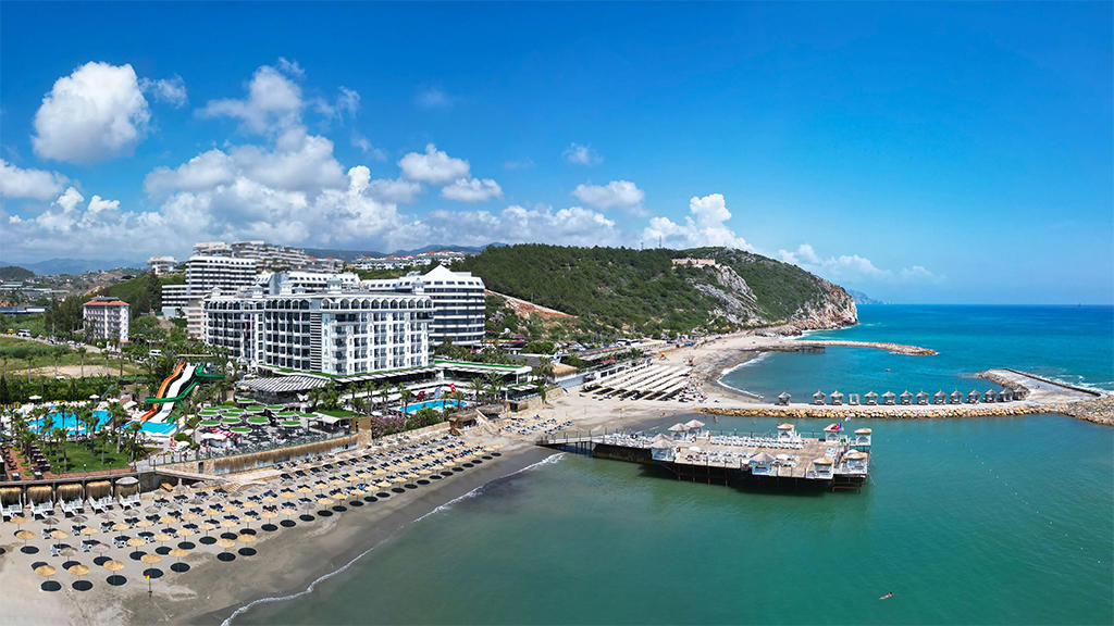 Aria Resort & Spa Hotel