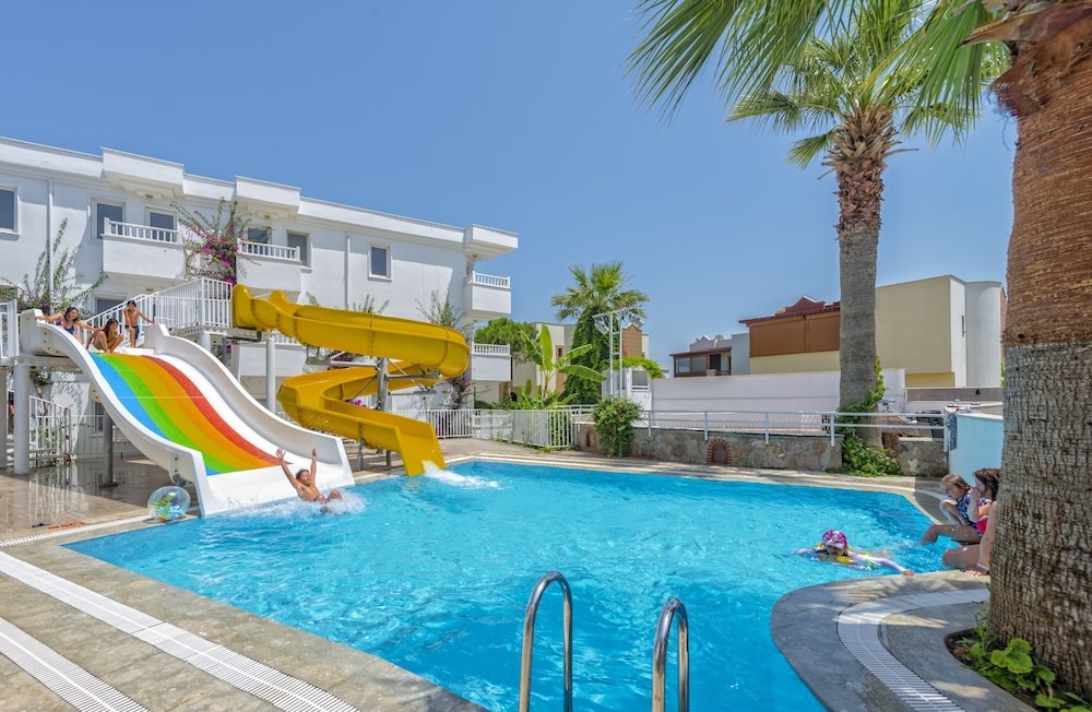 Hotel Bendis Beach