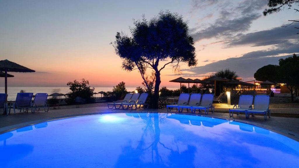 Ninos Grand Hotel & Resort