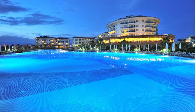 Seaden Sea World Resort and Spa