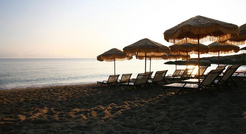 Golden Beach Hotel