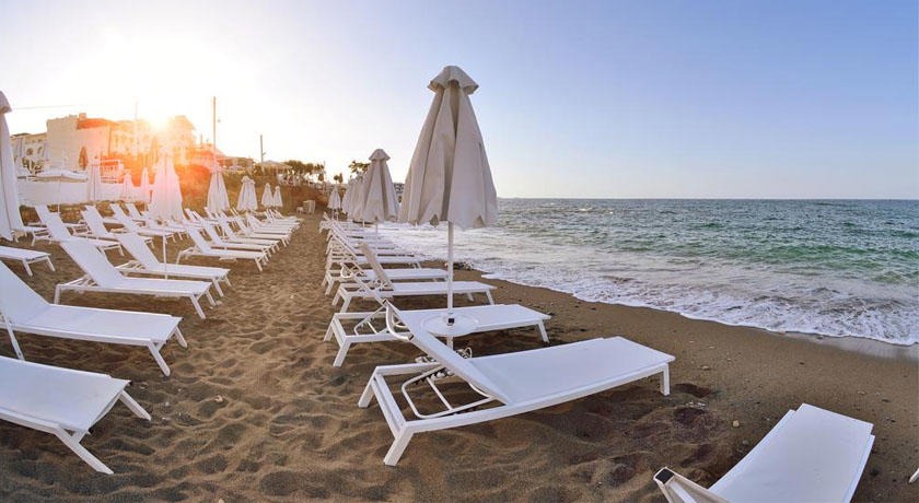 Golden Beach Hotel
