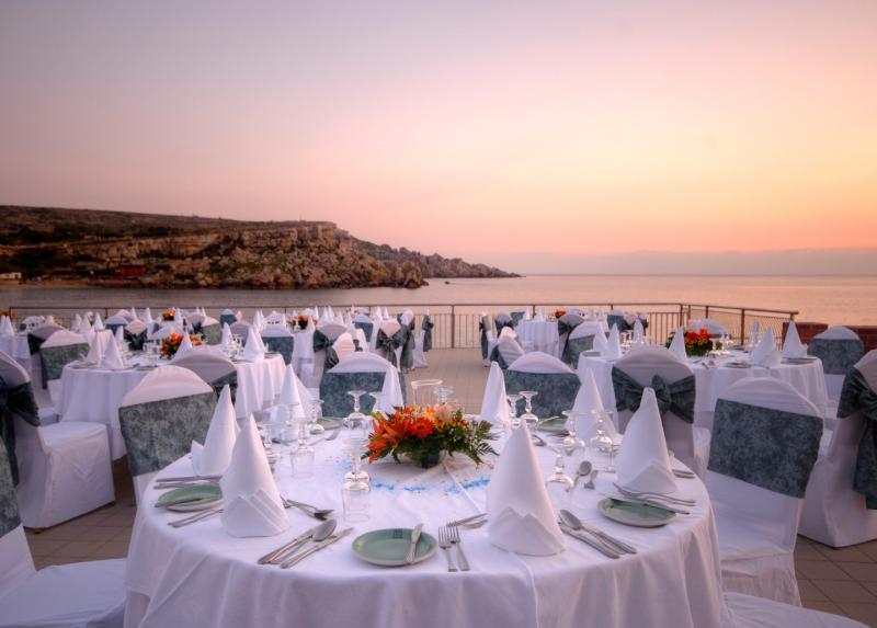 Paradise Bay Hotel