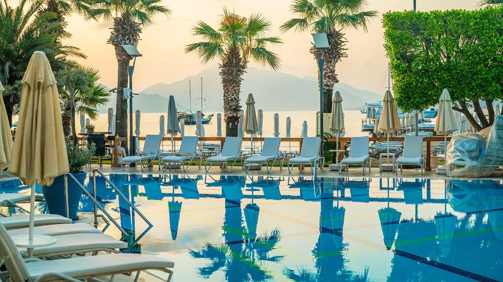 Hotel Cettia Beach Resort
