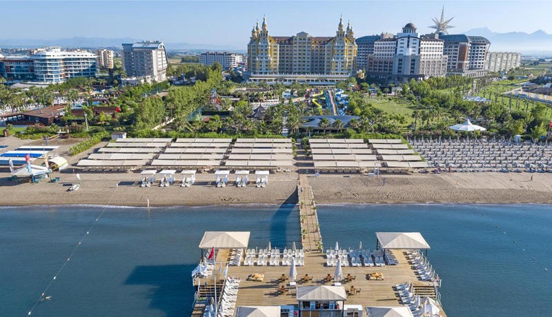 Royal Holiday Palace