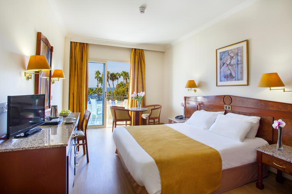Kapetanios Hotel