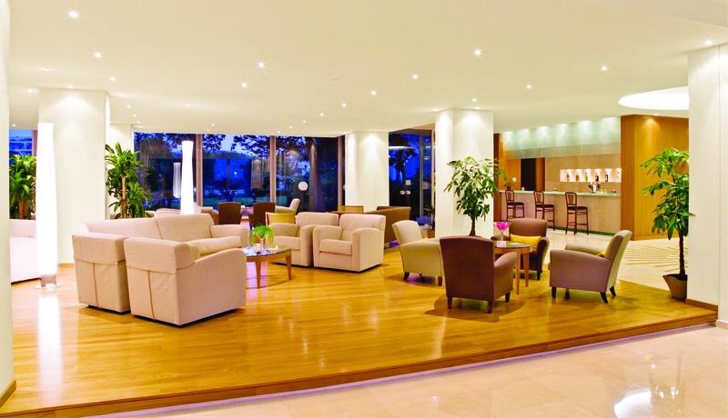 Eden Roc Hotel