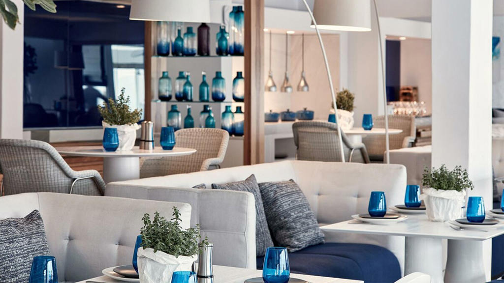 Myconian Ambassador Hotes Relais &Chateaux