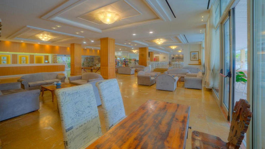 Elea Beach Hotel