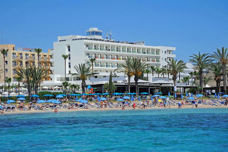 Hotel Nelia Beach