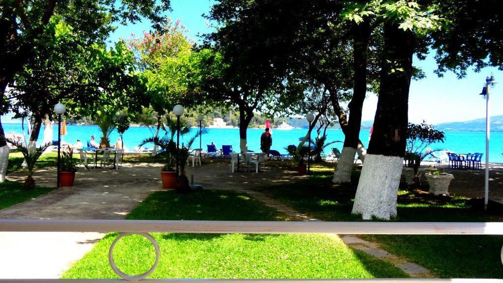 Avra Beach Hotel