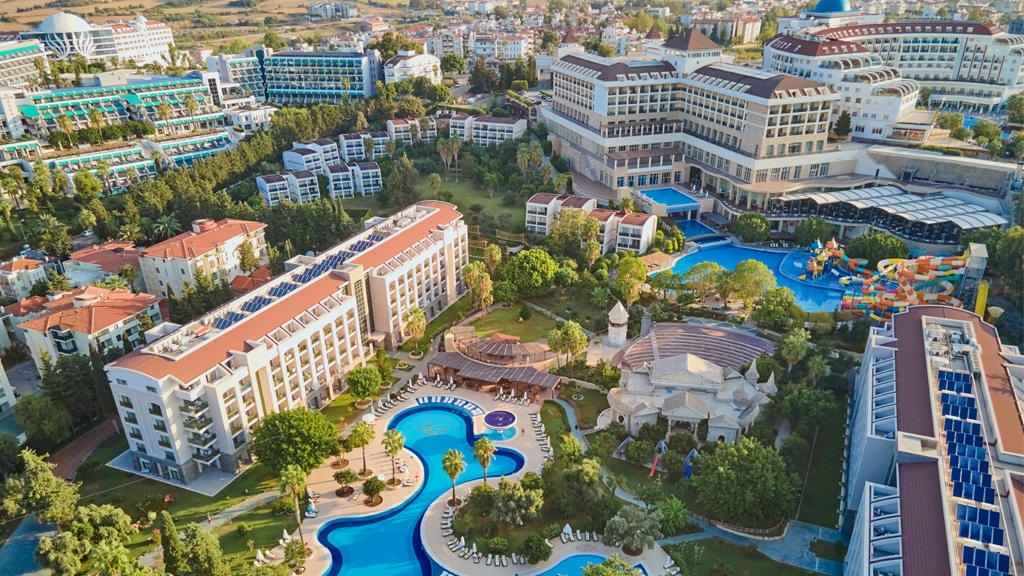 Horus Paradise Luxury Resort
