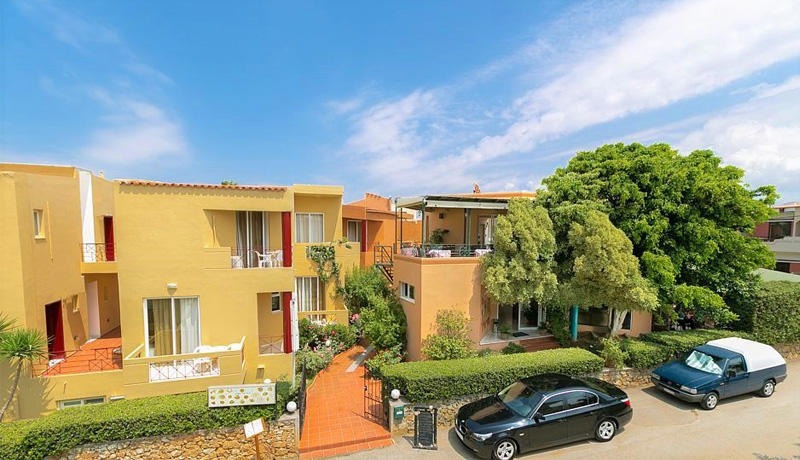 Elotia Hotel