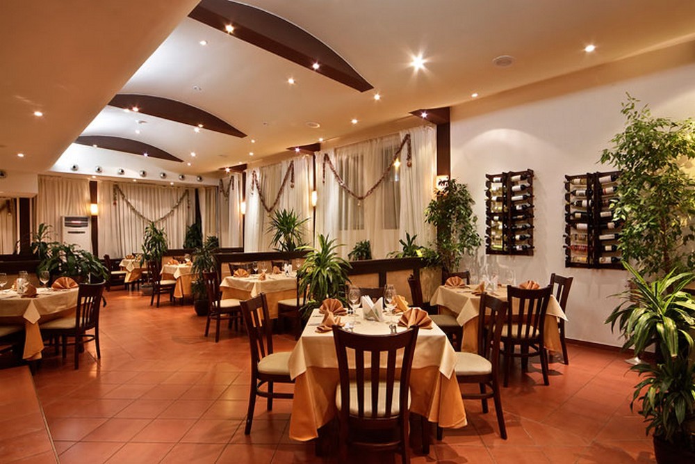 Hotel Flora