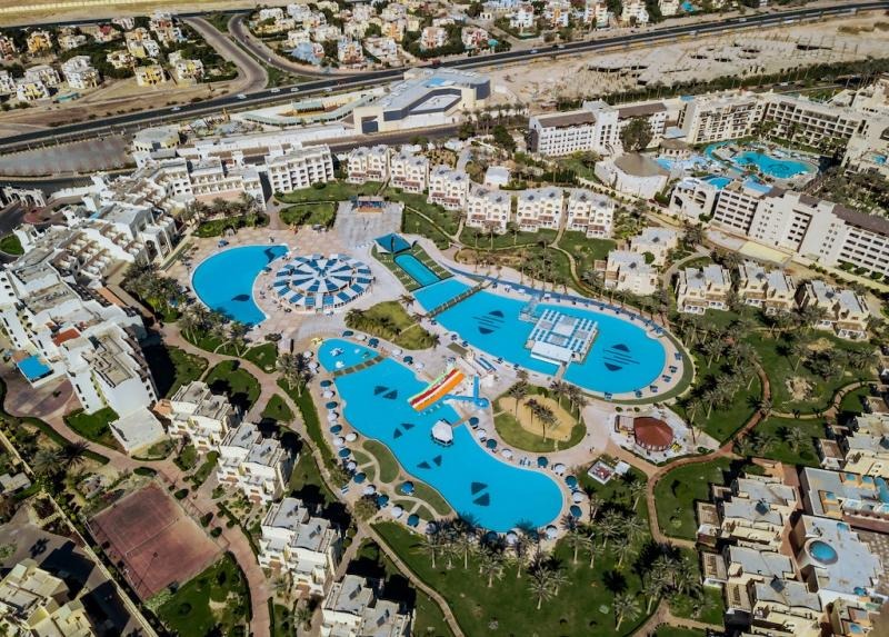 Royal Lagoons Aqua Park Resort and Spa