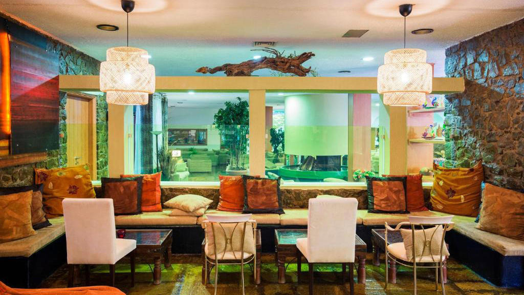 Delphi Beach Hotel