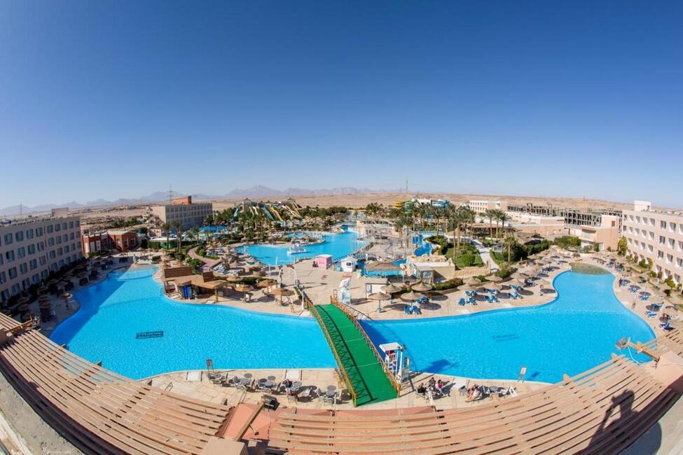 Hotel Titanic Resort & Aqua Park