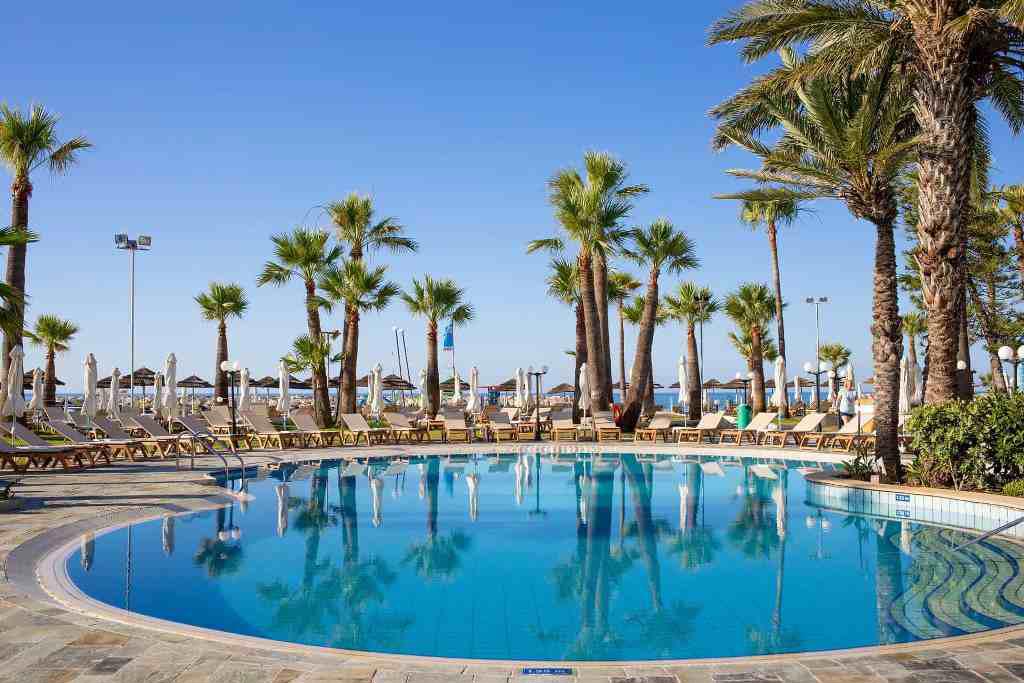 Hotel Golden Bay 