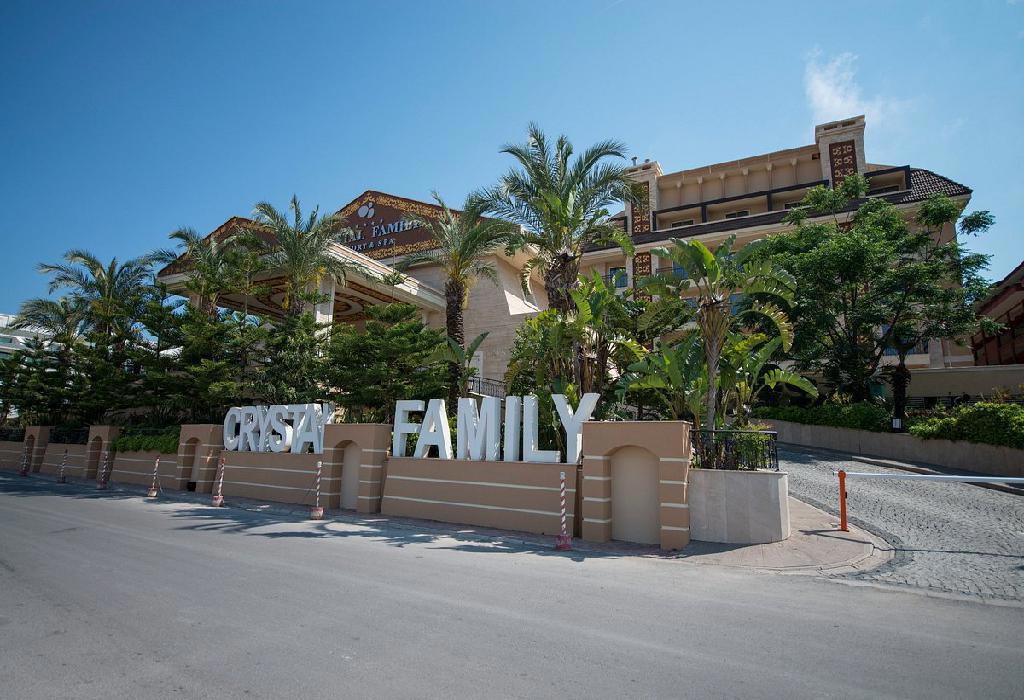 Hotel Crystal Family Resort & Spa 
