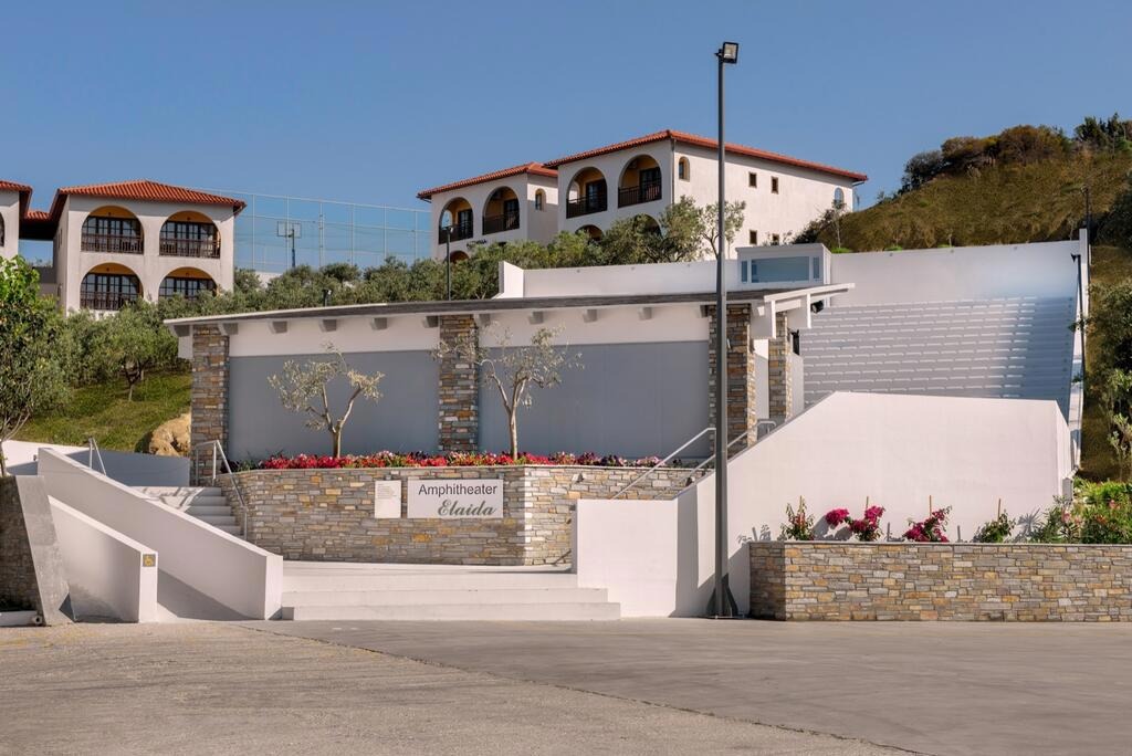 Akrathos Beach Hotel