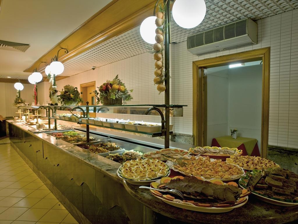 Hotel Canifor