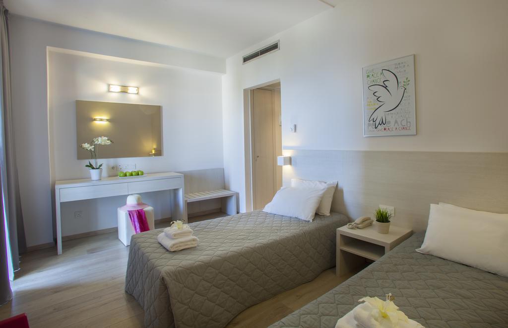 Hotel Harmony Bay