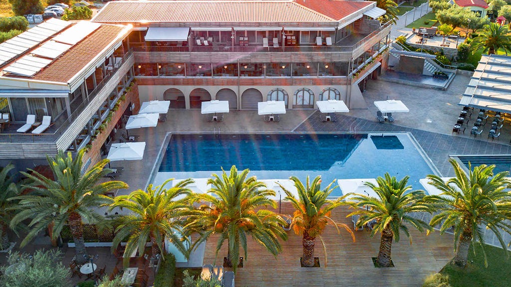 Blue Dolphin Hotel