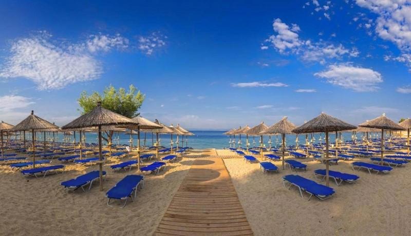 Lagomandra Beach