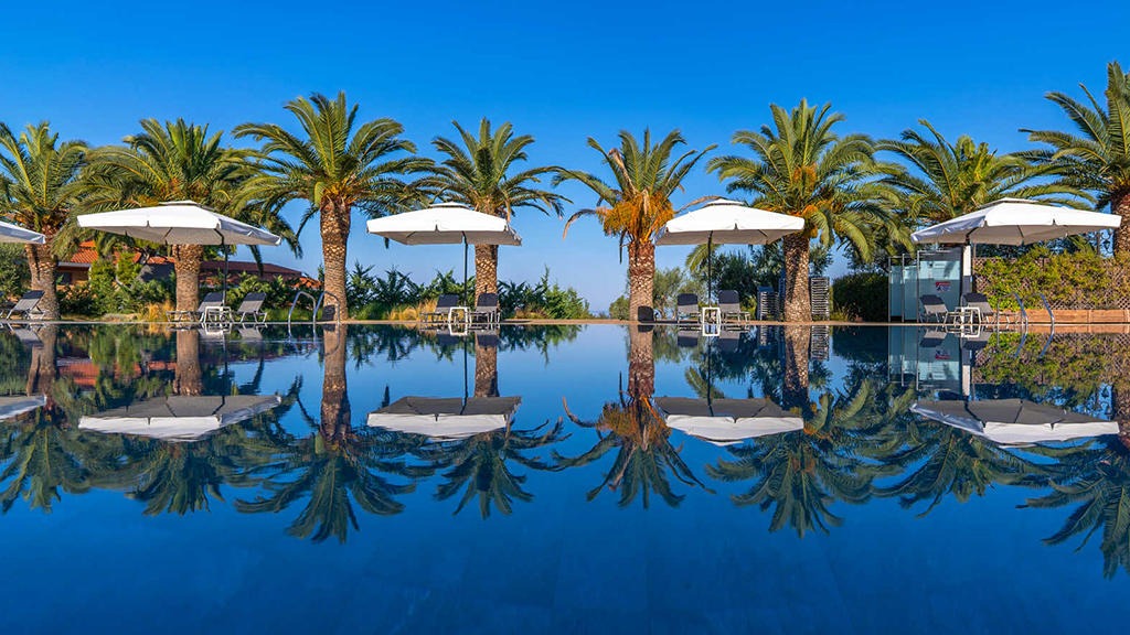 Blue Dolphin Hotel