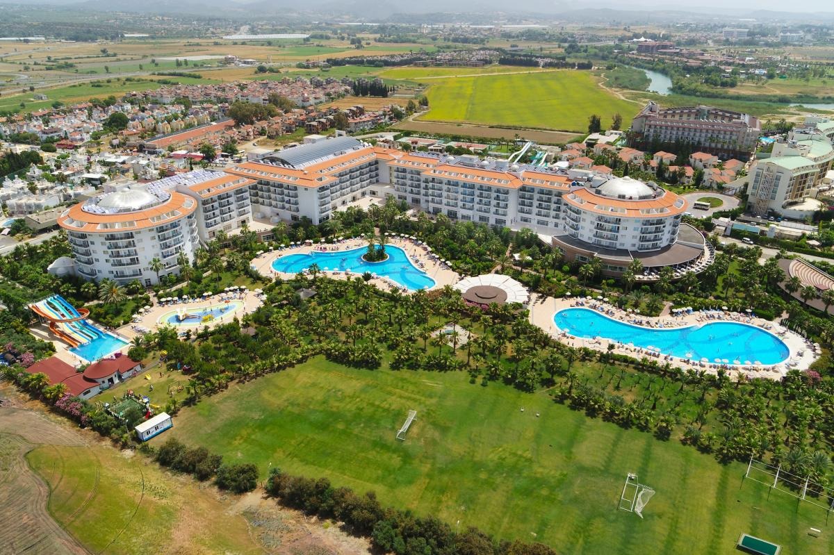 Seaden Sea World Resort and Spa