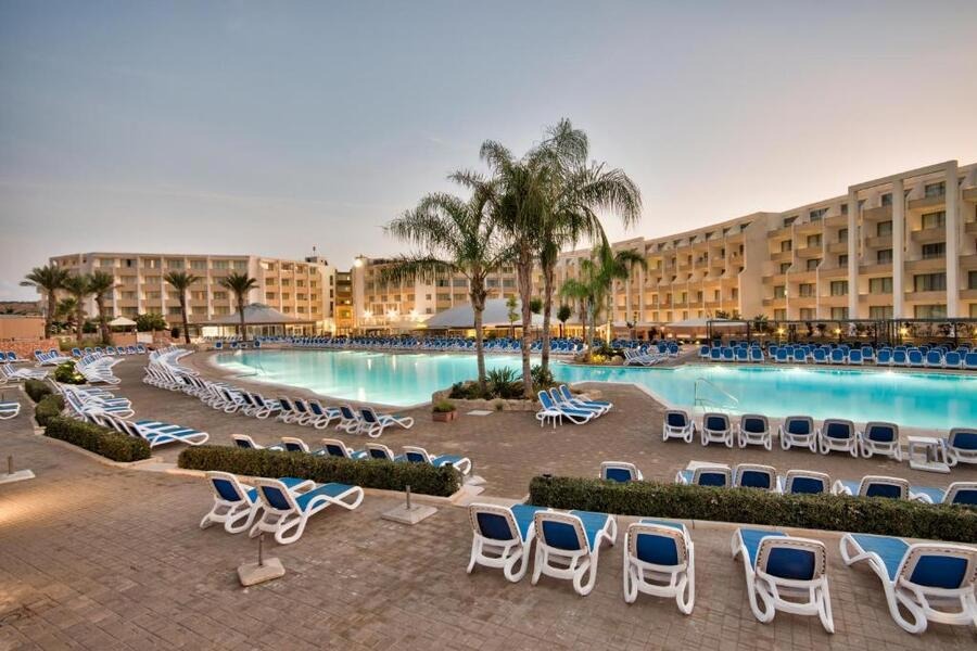 DB Seabank Resort & Spa