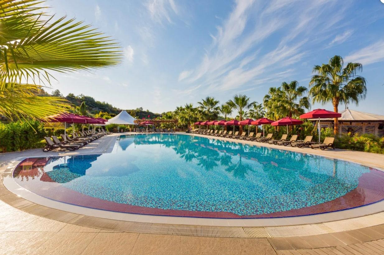 Hotel Justiniano Deluxe Resort