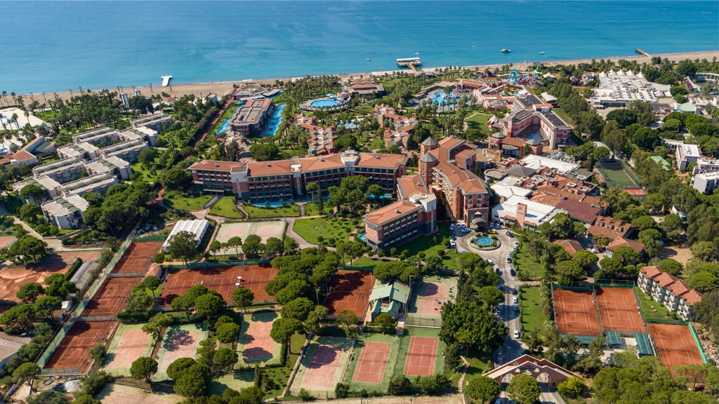 Club Mega Saray Hotel
