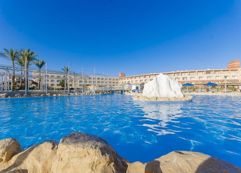 Titanic Resort & Aqua Park