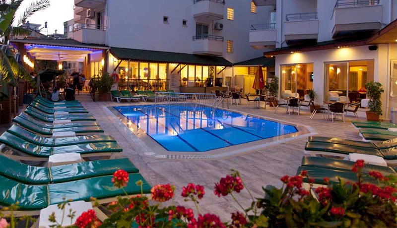 Kleopatra Remi Hotel