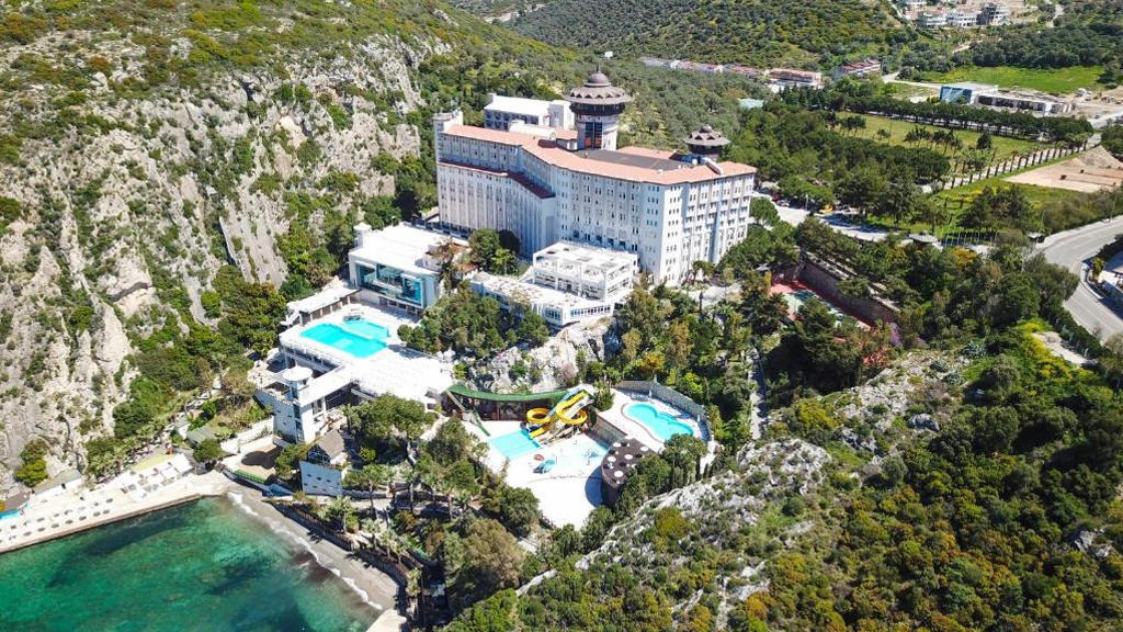 Ladonia Hotels Adakule