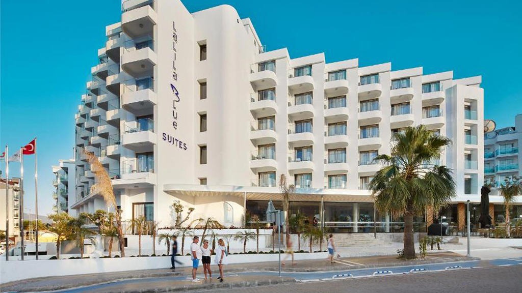 Lalila Blue Suites