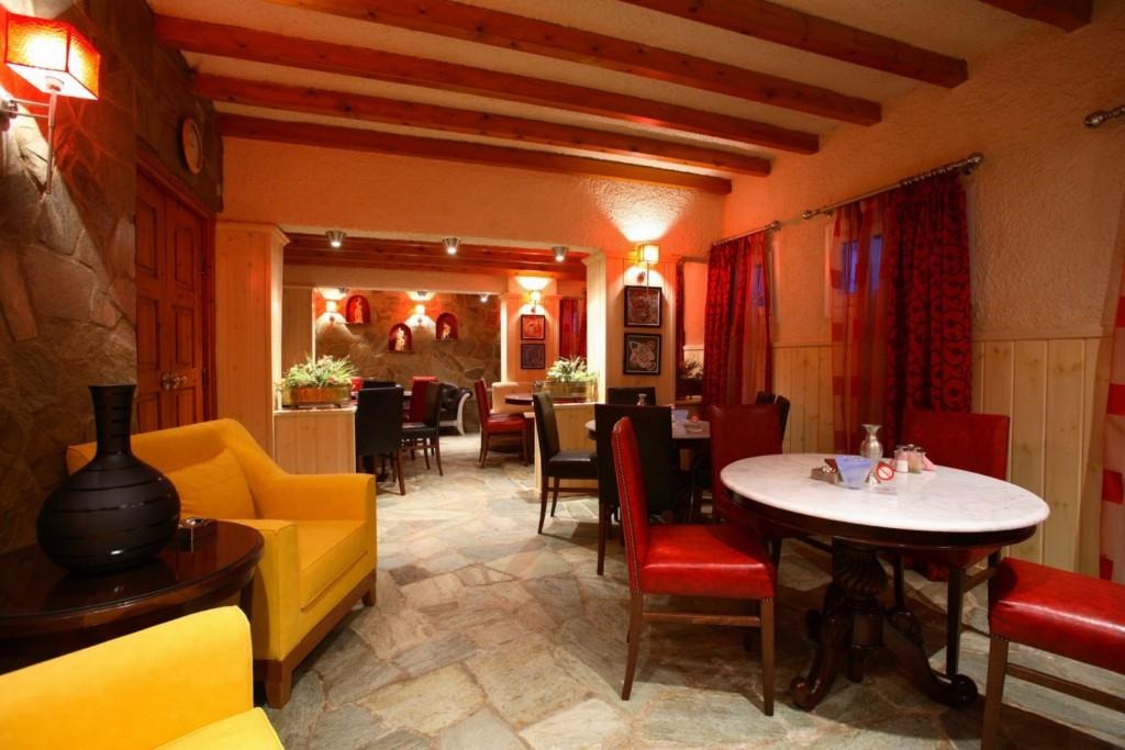 Thymis Home Hotel