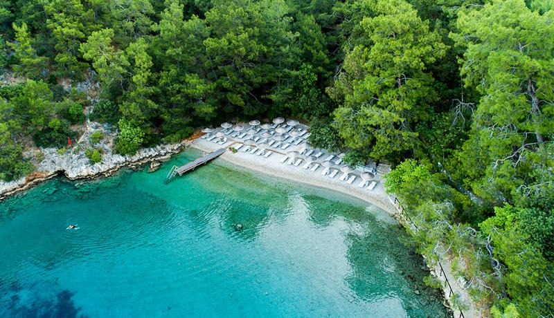 Hillside Beach Club