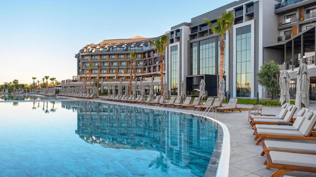 Lago Hotel
