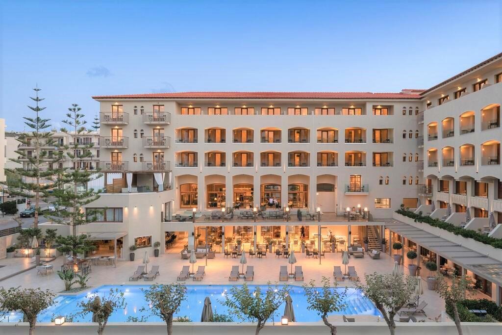 Hotel Theartemis Palace