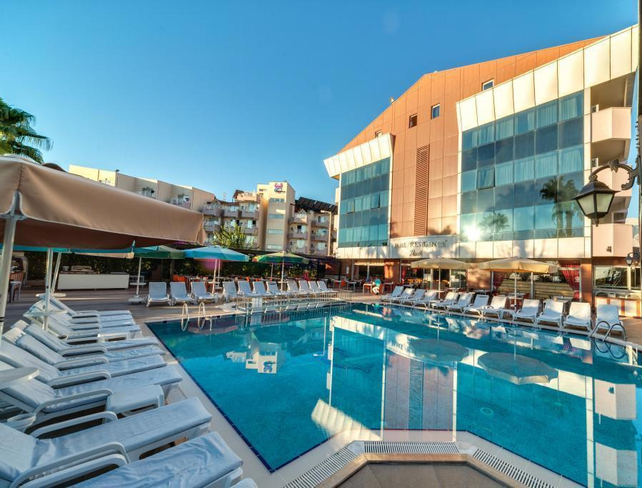 Fame Beach Hotel