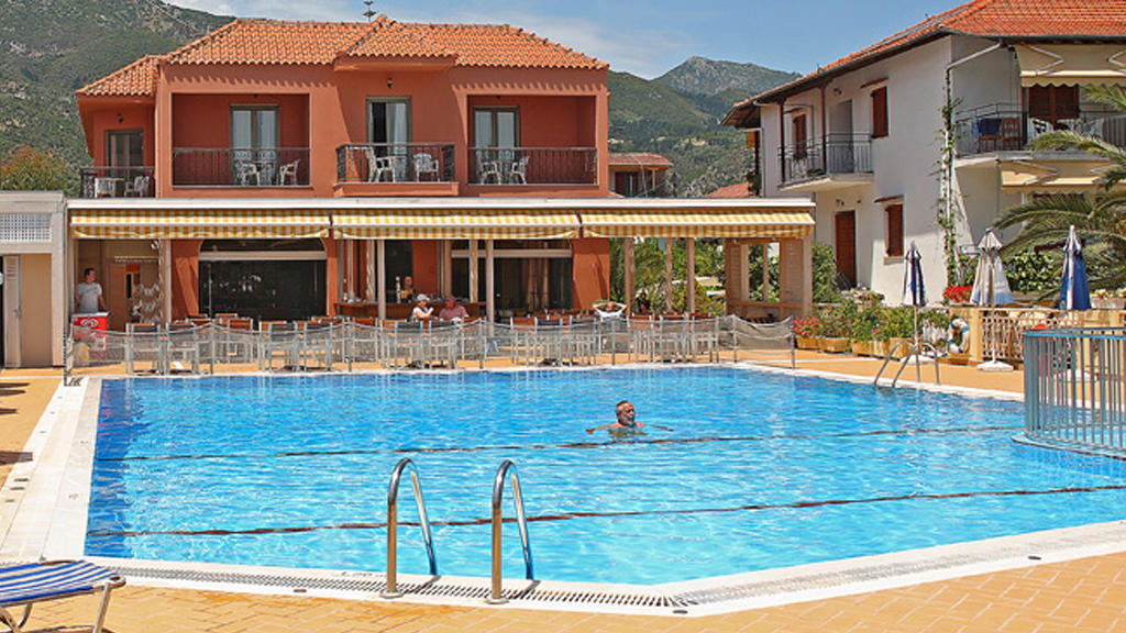 Athos Hotel