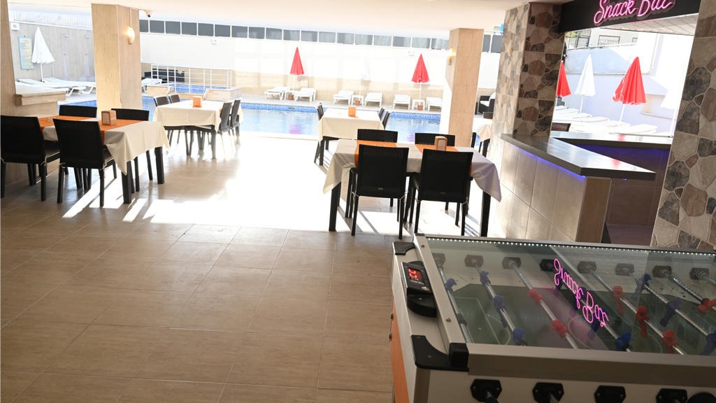 Roxx Royal Hotel
