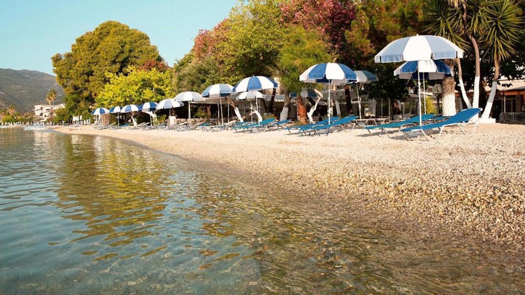 Avra Beach Hotel